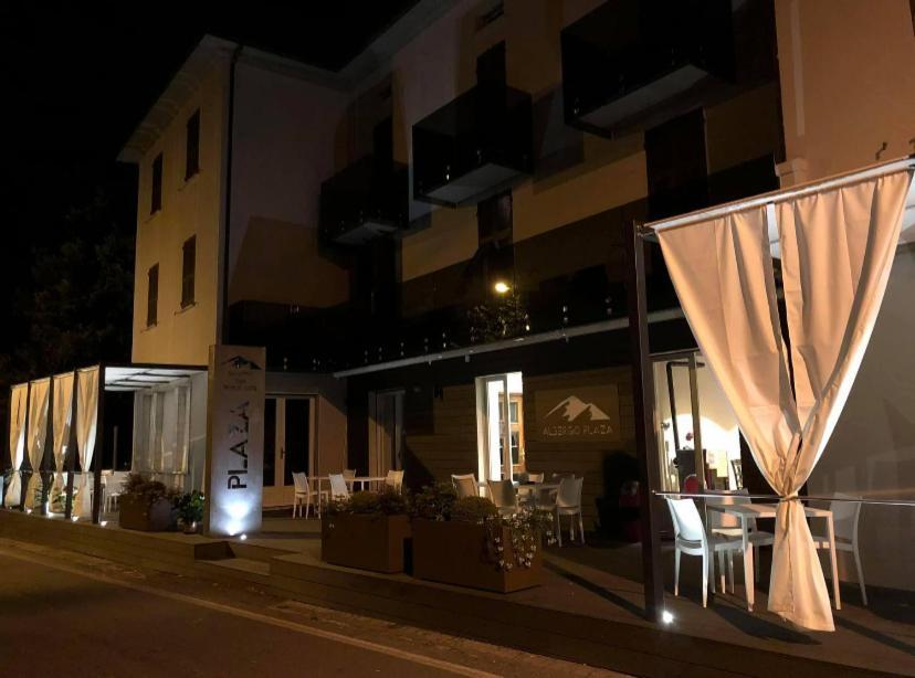 Albergo Ristorante Plaza Tornolo Экстерьер фото