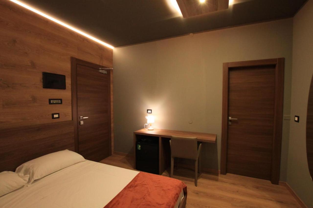 Albergo Ristorante Plaza Tornolo Экстерьер фото